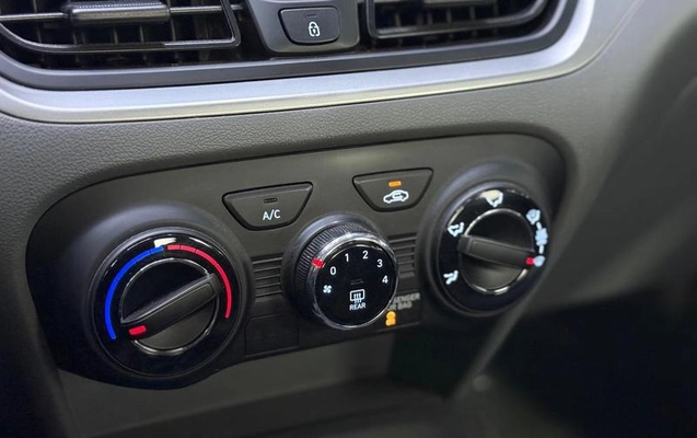 imagem-https://www.socarrao.com.br/sc-vehicle-images-prod/4462665/1793135698251-8608901_15_B_5ec64355e2.jpeg