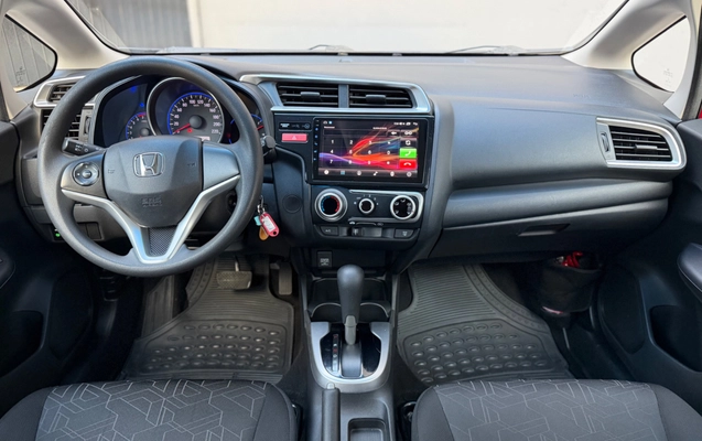 imagem-https://www.socarrao.com.br/sc-vehicle-images-prod/4462671/1793135723973-6206548f-22db-4e08-bcbd-71848ec89bd9.jpg