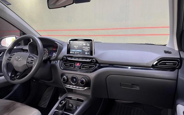 imagem-https://www.socarrao.com.br/sc-vehicle-images-prod/4462685/1793135784979-8479872_13_B_db2d960fa6.jpeg