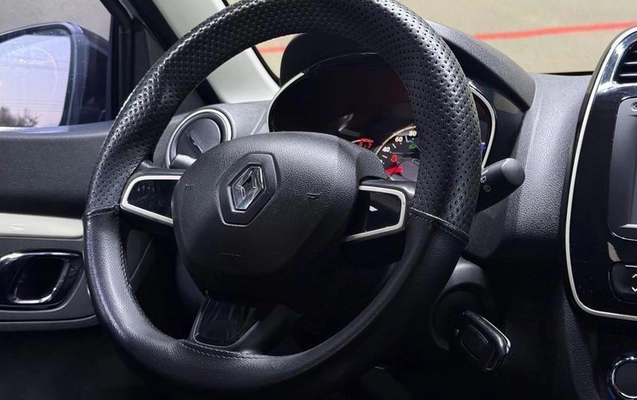 imagem-https://www.socarrao.com.br/sc-vehicle-images-prod/4462757/1793135882806-8377186_10_B_6e333c8bd3.jpeg
