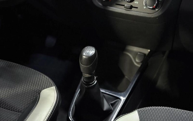 imagem-https://www.socarrao.com.br/sc-vehicle-images-prod/4462757/1793135882832-8377186_18_B_70358fcd9c.jpeg