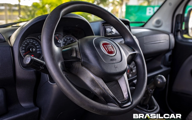 imagem-https://www.socarrao.com.br/sc-vehicle-images-prod/4462759/1793135840530-003_a1227b2bac745fde7a183a577f1103f1.jpg