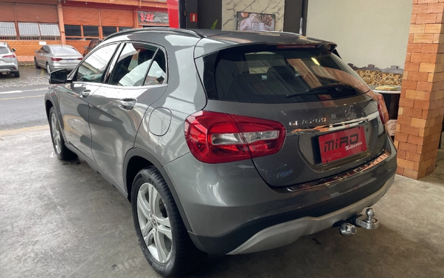 imagem-https://www.socarrao.com.br/sc-vehicle-images-prod/4462769/1793135850137-app-photos-gsPscLDuKgvXEAzi7B4dq0uUHHrpR9Bv.jpg