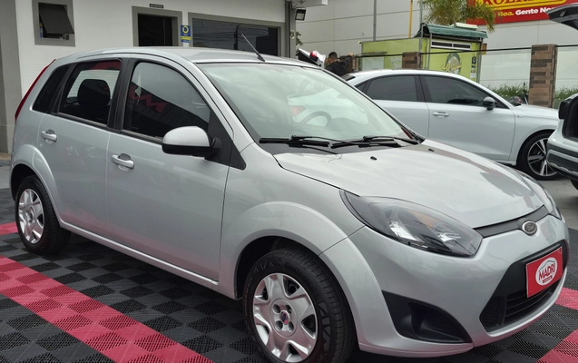 imagem-https://www.socarrao.com.br/sc-vehicle-images-prod/4462888/1793136283130-003_a0b35d6511ca04e6c44ec9cd60e5acd3.jpg