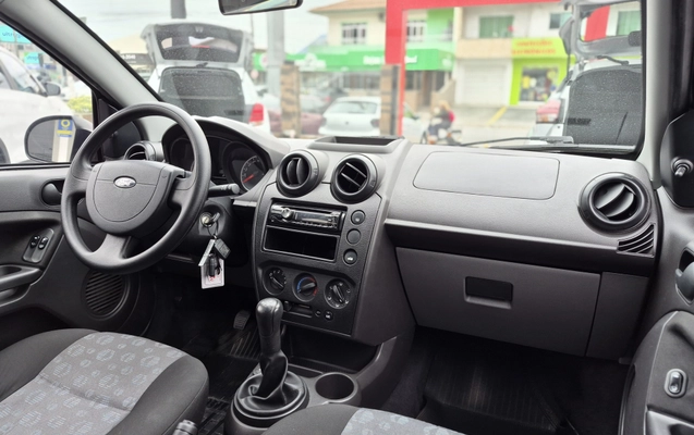imagem-https://www.socarrao.com.br/sc-vehicle-images-prod/4462888/1793136283153-003_28538bf232d328a2b3b2838f805bf899.jpg