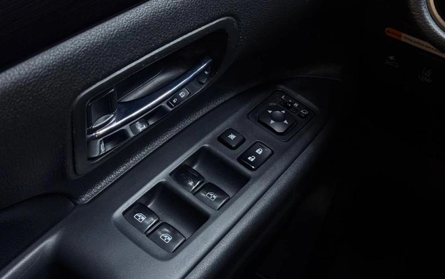 imagem-https://www.socarrao.com.br/sc-vehicle-images-prod/4462889/1793136304088-8593911_17_B_31f1f5e416.jpeg