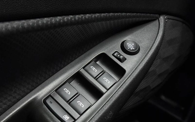 imagem-https://www.socarrao.com.br/sc-vehicle-images-prod/4462951/1793136708568-8303326_14_B_afefa2b3da.jpeg