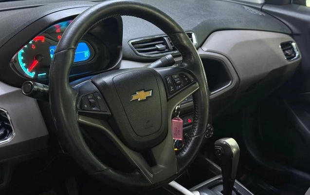 imagem-https://www.socarrao.com.br/sc-vehicle-images-prod/4462965/1793136948204-8541437_7_B_194178ec83.jpeg