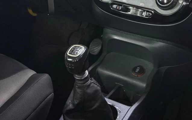 imagem-https://www.socarrao.com.br/sc-vehicle-images-prod/4462988/1793137107568-8451923_18_B_1c222269ab.jpeg