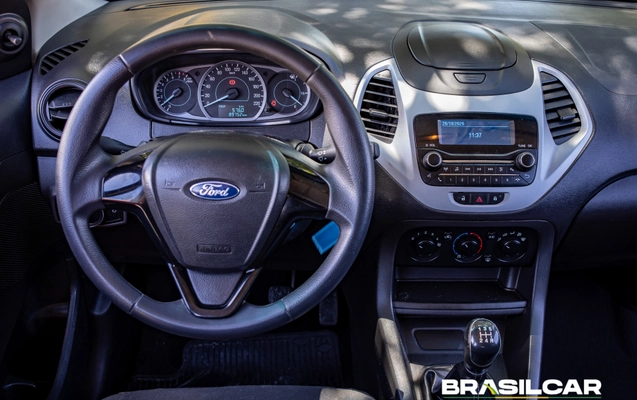 imagem-https://www.socarrao.com.br/sc-vehicle-images-prod/4463071/1793137850749-003_9acd7e4356194c5a472d67e6a996974a.jpg
