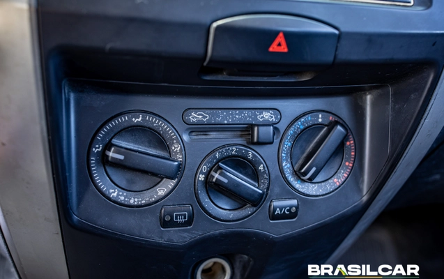 imagem-https://www.socarrao.com.br/sc-vehicle-images-prod/4463139/1793138264033-003_6e5b1123e8003a57f76403b3087f3f02.jpg