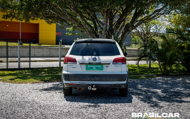 imagem-https://www.socarrao.com.br/sc-vehicle-images-prod/4463165/1793138527567-003_90f25694dc1b7197fb31197707eab0dd.jpg