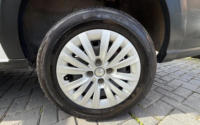 imagem-https://www.socarrao.com.br/sc-vehicle-images-prod/4463235/1793223974571-8611611_14_B_112ce7b1c8.jpeg