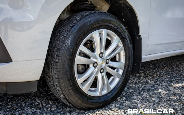 imagem-https://www.socarrao.com.br/sc-vehicle-images-prod/4463255/1793139546094-003_02f99a5468c19a06cf1d64f1786b15ba.jpg