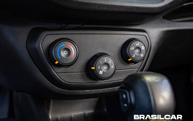 imagem-https://www.socarrao.com.br/sc-vehicle-images-prod/4463255/1793139546105-003_3fd6f291bf151b410fcd2305ff68bfff.jpg