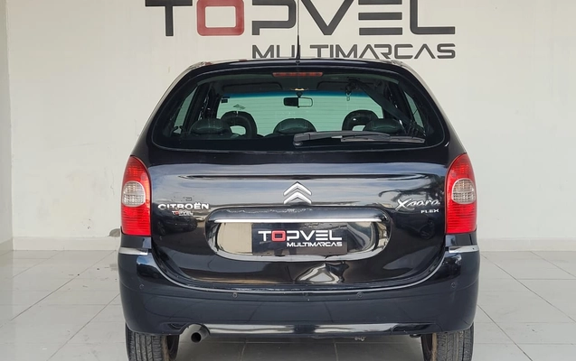 imagem-https://www.socarrao.com.br/sc-vehicle-images-prod/4463773/1793144579369-003_566c668e2e08eaed53e60df82130a2f4.jpg
