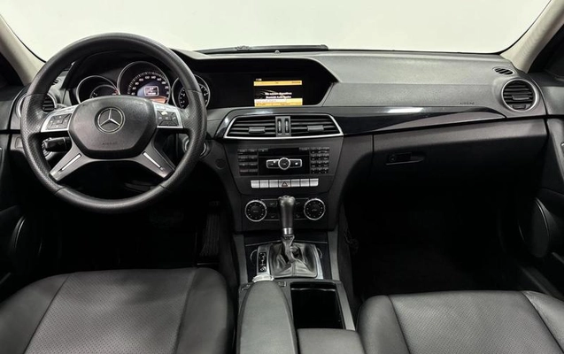 imagem-https://www.socarrao.com.br/sc-vehicle-images-prod/44650/1789151337962-6722315_8_B_17dd07c947.jpeg