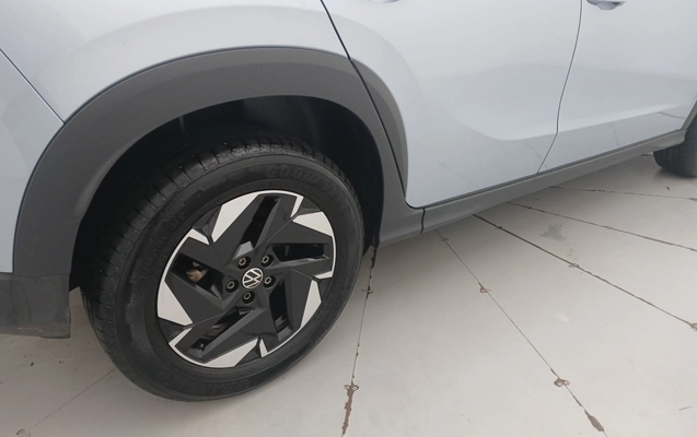 imagem-https://www.socarrao.com.br/sc-vehicle-images-prod/4466894/1793164136688-2_022532.jpg