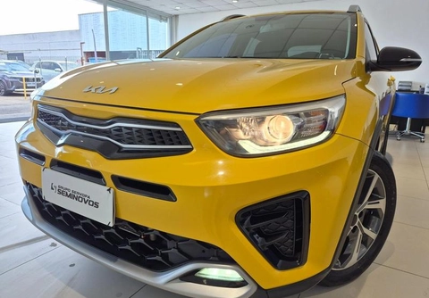 Kia STONIC 2022 Amarelo — foto 1 de 3