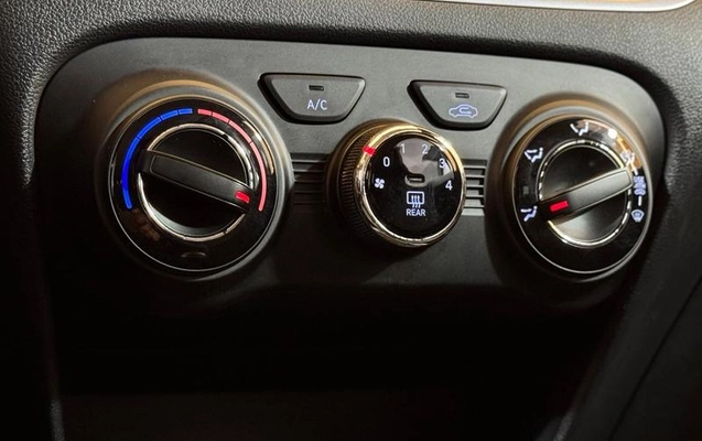 imagem-https://www.socarrao.com.br/sc-vehicle-images-prod/4468009/1793188820106-8576756_15_B_f32e3911d6.jpeg