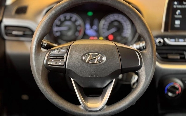 imagem-https://www.socarrao.com.br/sc-vehicle-images-prod/4468009/1793188820111-8576756_17_B_14296414c3.jpeg