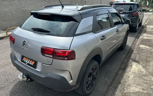 imagem-https://www.socarrao.com.br/sc-vehicle-images-prod/4468207/1793189939070-V2hhdHNBcHAgSW1hZ2UgMjAyNi0xMC0yNyBhdCAxNy4zNi40MCAoMSkuanBlZw.jpeg