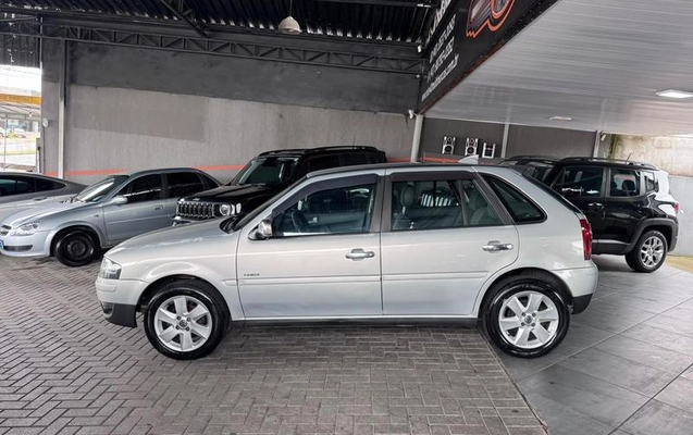 imagem-https://www.socarrao.com.br/sc-vehicle-images-prod/4468429/1793191424556-8613123_1_B_9d527ad848.jpeg