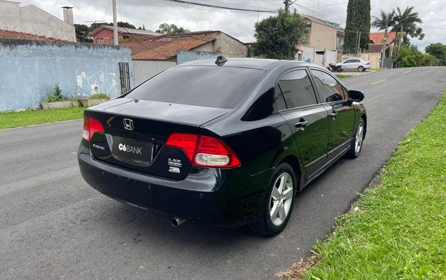 imagem-https://www.socarrao.com.br/sc-vehicle-images-prod/4468459/1793191477920-553585d2-107c-4c2e-a44b-7fc5dc8d0f40.jpg
