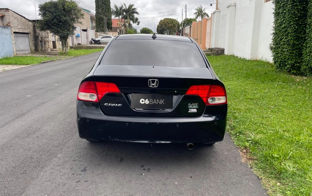 imagem-https://www.socarrao.com.br/sc-vehicle-images-prod/4468459/1793191477922-638c5777-33ab-48da-928d-b46e0ab31458.jpg