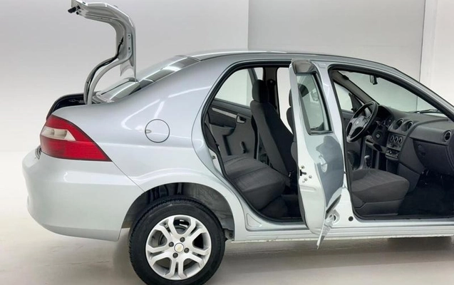 imagem-https://www.socarrao.com.br/sc-vehicle-images-prod/4468552/1793192108239-8586216_9_B_4bd2c72836.jpeg