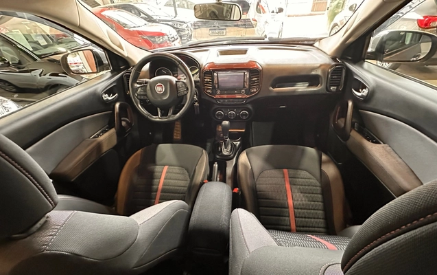 imagem-https://www.socarrao.com.br/sc-vehicle-images-prod/4468737/1793193190487-b0792628-9f31-4fed-bde8-5a4bd88fce82.jpg