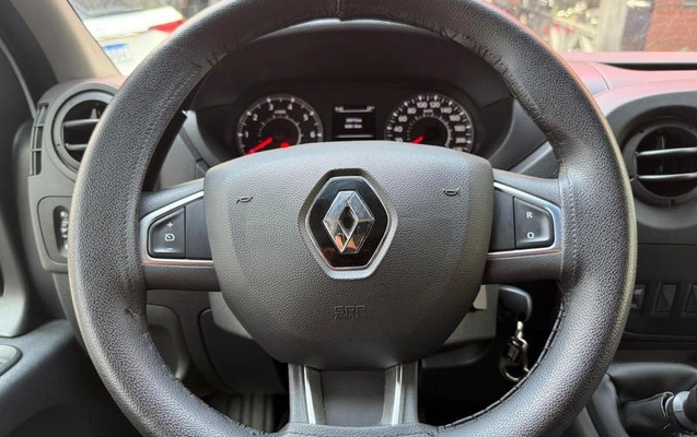 imagem-https://www.socarrao.com.br/sc-vehicle-images-prod/4468769/1793205400220-8613403_10_B_c2a7d0f823.jpeg