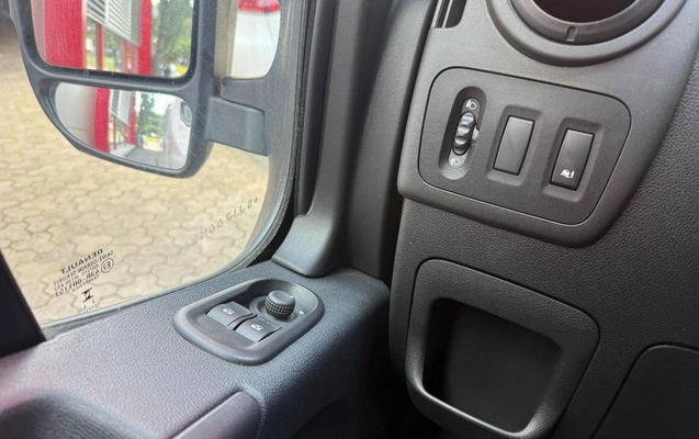 imagem-https://www.socarrao.com.br/sc-vehicle-images-prod/4468769/1793205400227-8613403_4_B_394fcdb260.jpeg