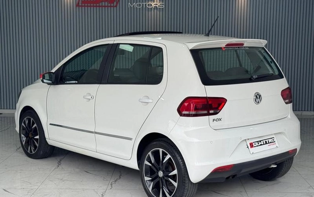 imagem-https://www.socarrao.com.br/sc-vehicle-images-prod/4468782/1793193565372-8610298_8_B_d7362e5d8e.jpeg