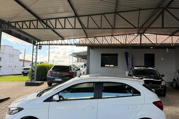 imagem-https://www.socarrao.com.br/sc-vehicle-images-prod/4468799/1793193743861-8611535_12_B_7c596ac3b7.jpeg