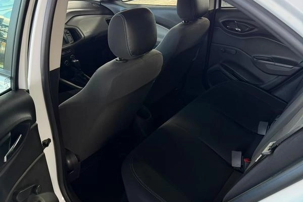 imagem-https://www.socarrao.com.br/sc-vehicle-images-prod/4468799/1793193743883-8611535_7_B_1fe42d51be.jpeg