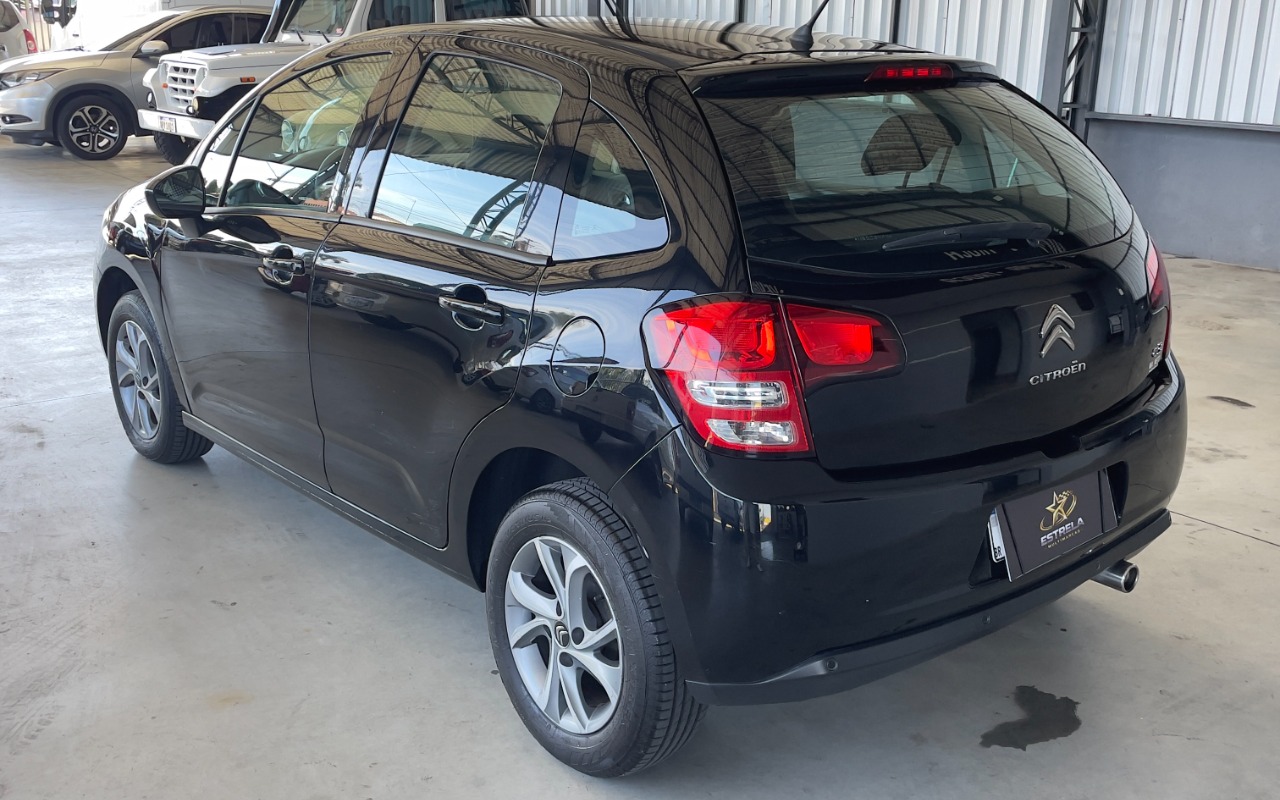imagem-https://www.socarrao.com.br/sc-vehicle-images-prod/4468820/1793193853278-SU1HXzE3NzAuSlBFRw.JPEG