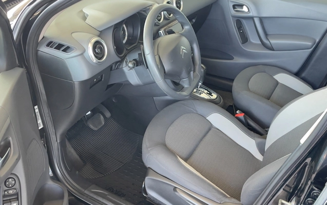 imagem-https://www.socarrao.com.br/sc-vehicle-images-prod/4468820/1793193853376-SU1HXzE3NzIuSlBFRw.JPEG