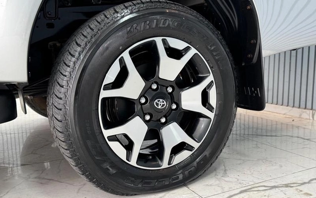 imagem-https://www.socarrao.com.br/sc-vehicle-images-prod/4468871/1793194196764-8600088_32_B_9df65a106e.jpeg
