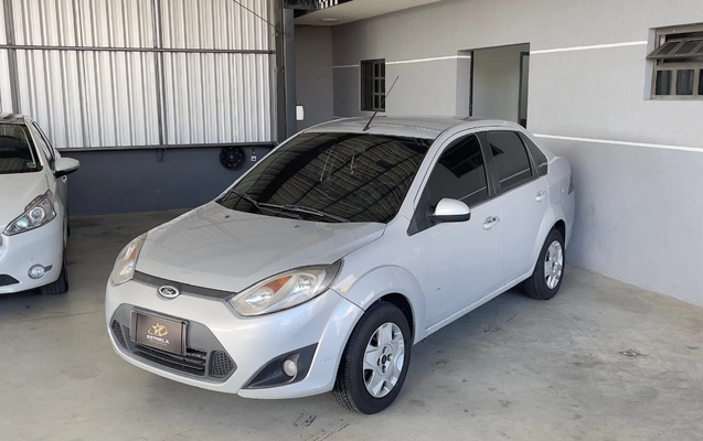 imagem-https://www.socarrao.com.br/sc-vehicle-images-prod/4468969/1793194741226-SU1HXzMwOTcuanBn.jpg