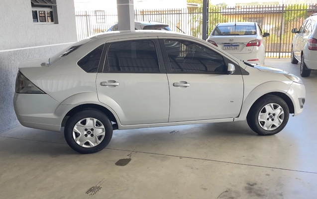 imagem-https://www.socarrao.com.br/sc-vehicle-images-prod/4468969/1793194741423-SU1HXzMwOTkuanBn.jpg