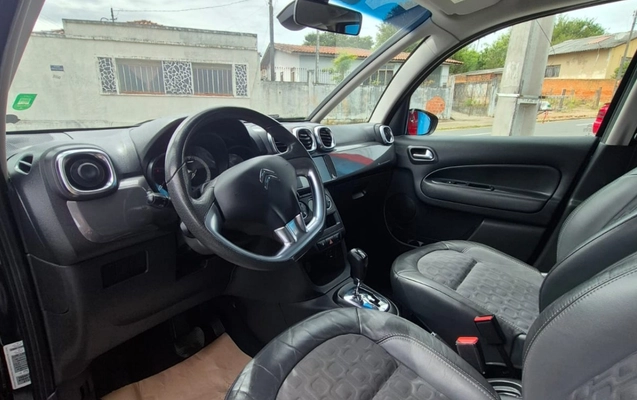 imagem-https://www.socarrao.com.br/sc-vehicle-images-prod/4469032/1793195258540-V2hhdHNBcHAgSW1hZ2UgMjAyNi0xMC0yOCBhdCAxMC4xNC4zMCAoMSkuanBlZw.jpeg