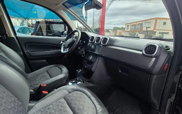 imagem-https://www.socarrao.com.br/sc-vehicle-images-prod/4469032/1793195258827-V2hhdHNBcHAgSW1hZ2UgMjAyNi0xMC0yOCBhdCAxMC4xNC4zMCAoNCkuanBlZw.jpeg