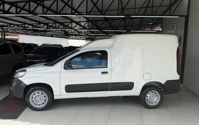 imagem-https://www.socarrao.com.br/sc-vehicle-images-prod/4469045/1793195314285-SU1HXzc2NzIuanBlZw.jpeg