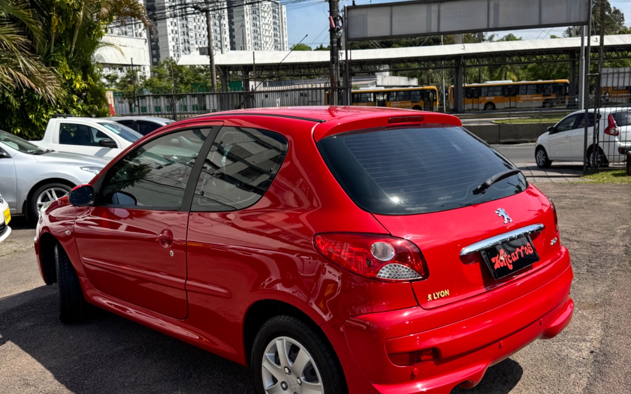 imagem-https://www.socarrao.com.br/sc-vehicle-images-prod/4469106/1793195645367-SU1HXzg0ODIuanBlZw.jpeg