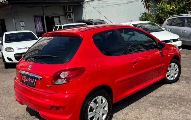 imagem-https://www.socarrao.com.br/sc-vehicle-images-prod/4469106/1793195645488-SU1HXzg0ODQuanBlZw.jpeg