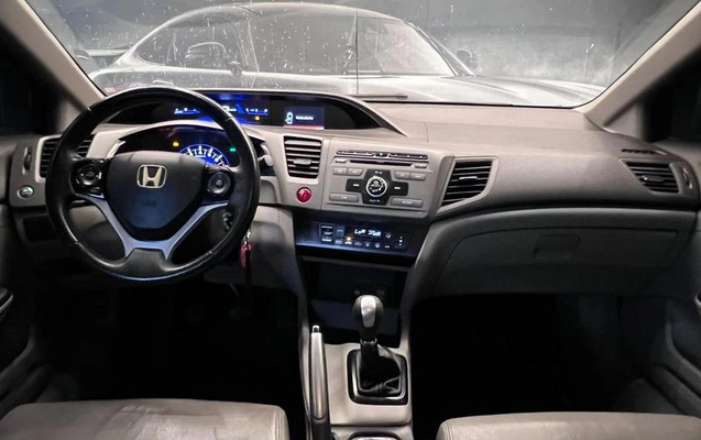 imagem-https://www.socarrao.com.br/sc-vehicle-images-prod/4469153/1793223298500-8613755_9_B_57a2e97709.jpeg