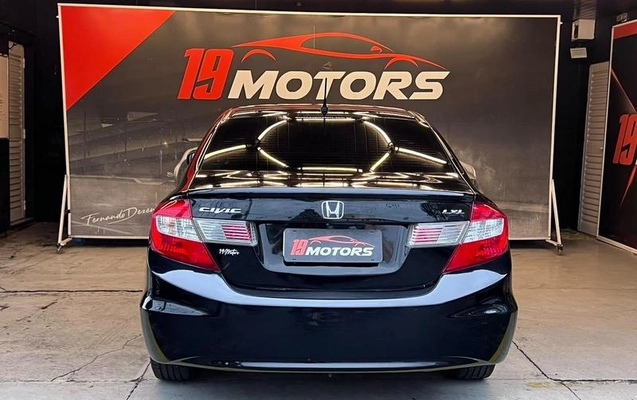 imagem-https://www.socarrao.com.br/sc-vehicle-images-prod/4469153/1793223298506-8613755_2_B_ca7917c95a.jpeg
