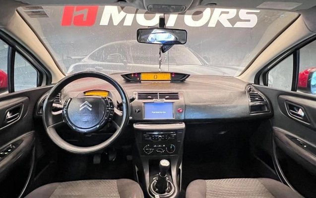 imagem-https://www.socarrao.com.br/sc-vehicle-images-prod/4469207/1793223304895-8613821_8_B_55f6adb09b.jpeg