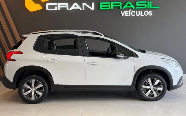 imagem-https://www.socarrao.com.br/sc-vehicle-images-prod/4469560/1793200342633-8614024_16_B_85e18819b8.jpeg